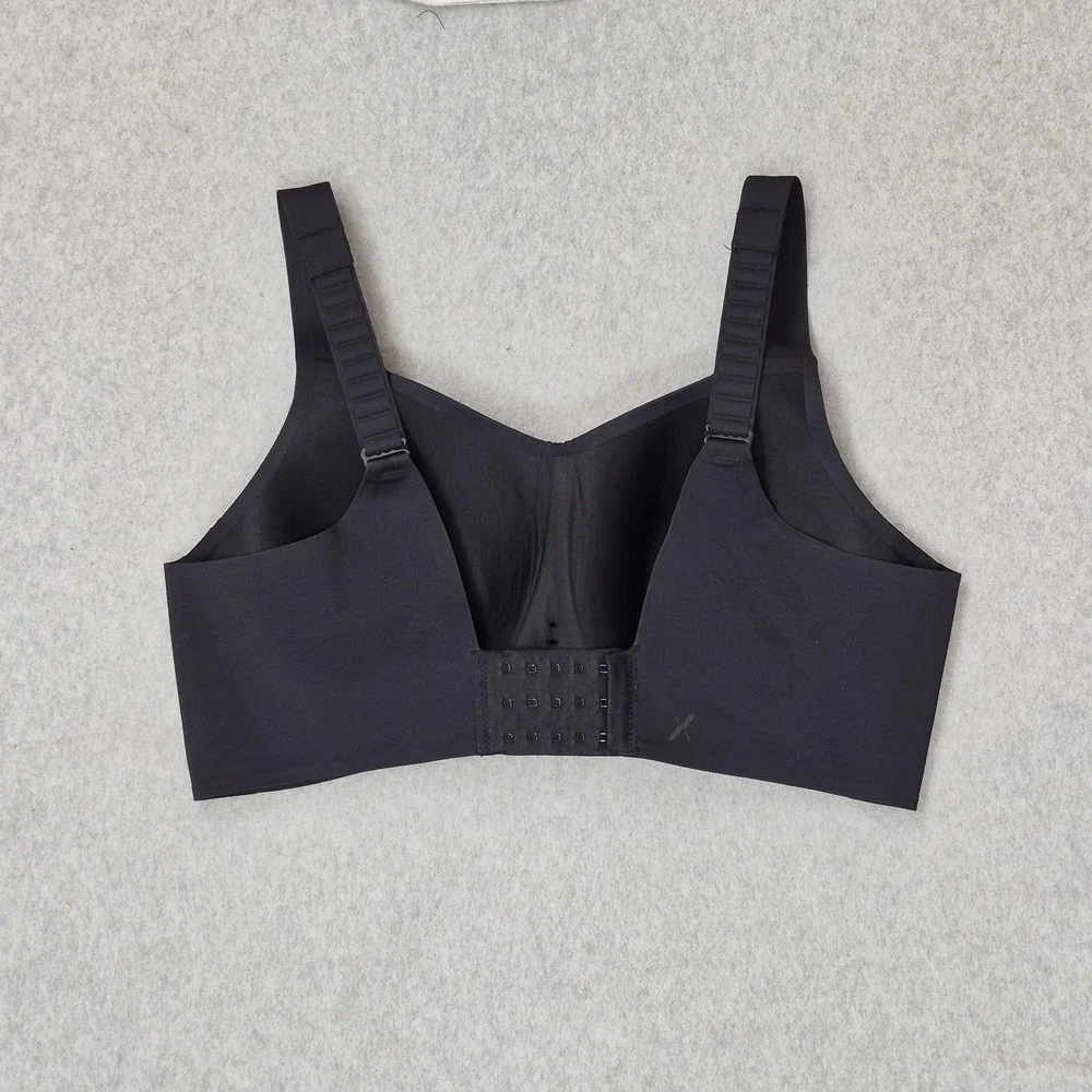 Knix Women Bra 7 Black Seamless Wireless Strap Adjustable T Shirt